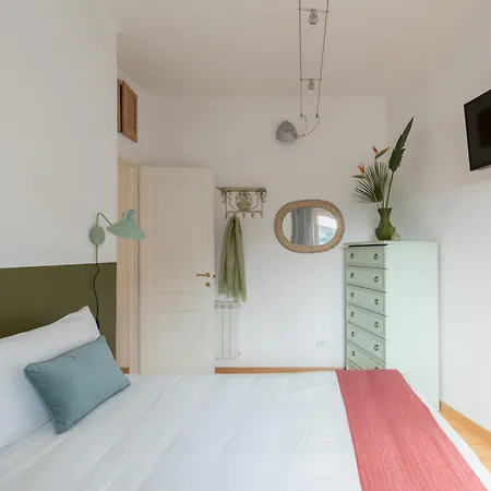 Iflat Cozy Flat With A View In San Giovanni